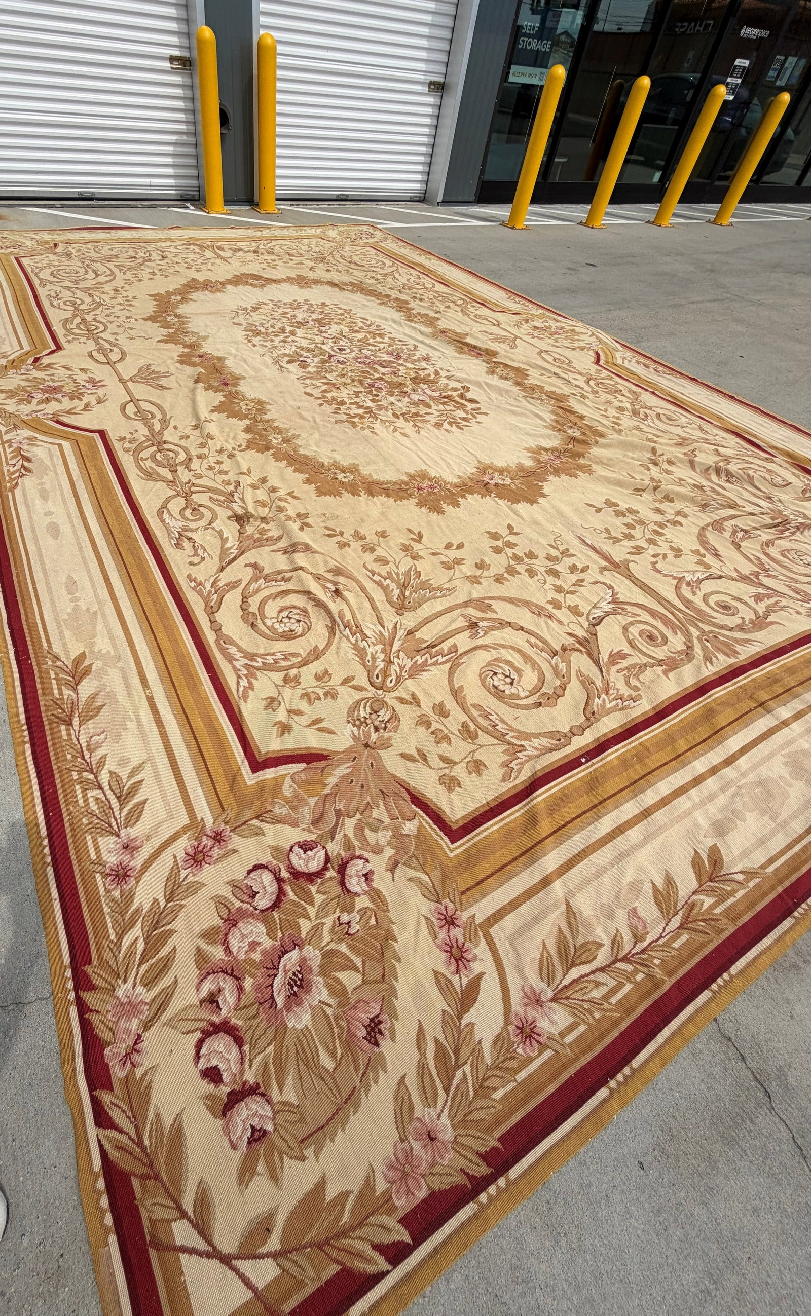 Large-Scale Neoclassical Style Aubusson Style Carpet, 20th Century - 4