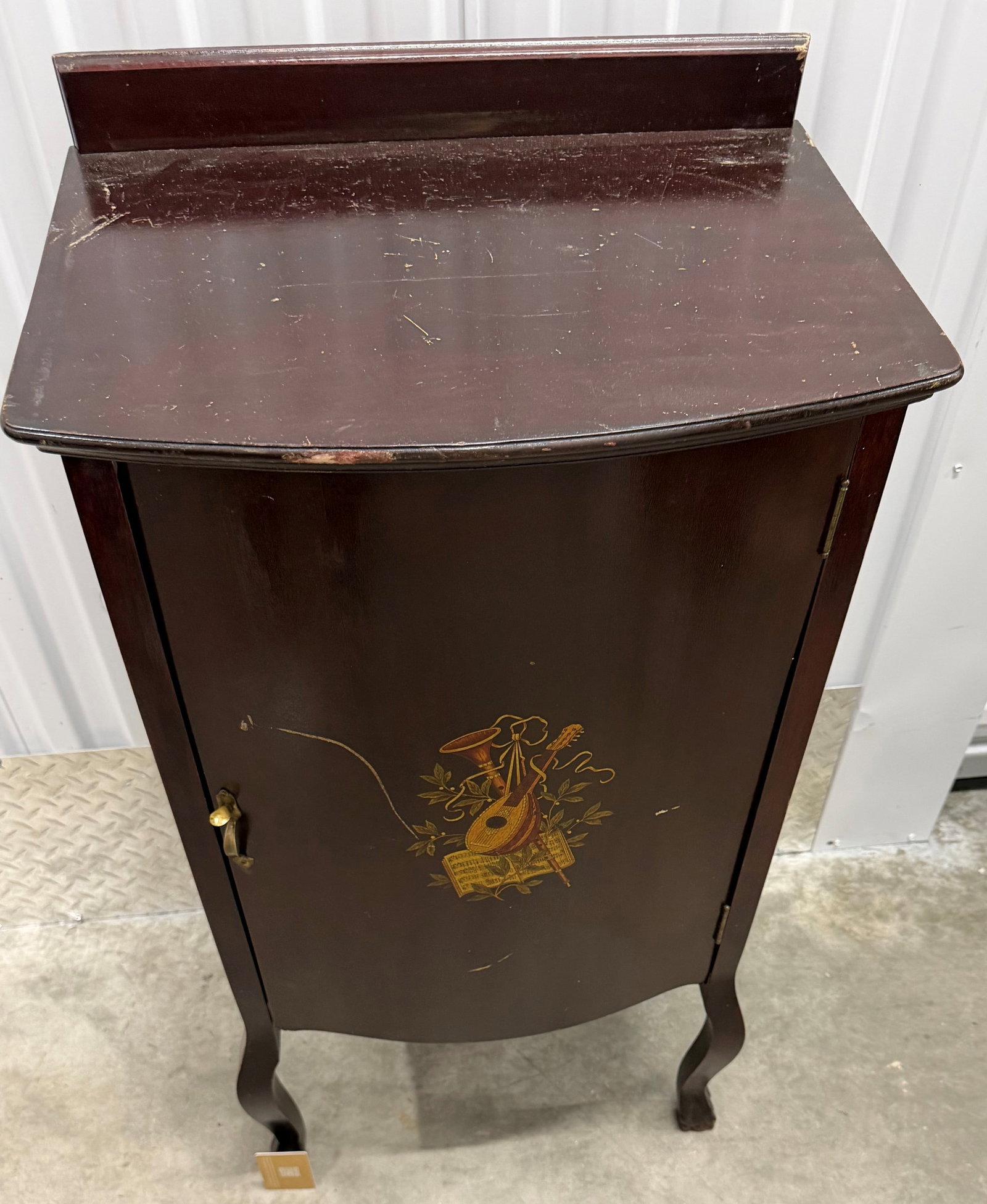 Musical Motif Mahogany Finish Record Cabinet - 3