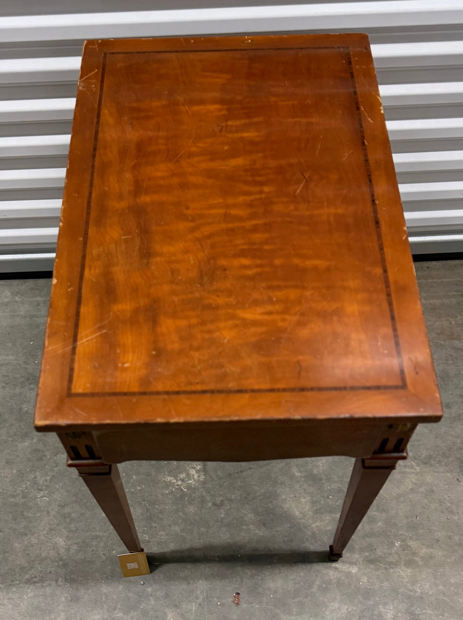 Federal Style Inlaid Mahogany Side Table with Single Drawer - 4