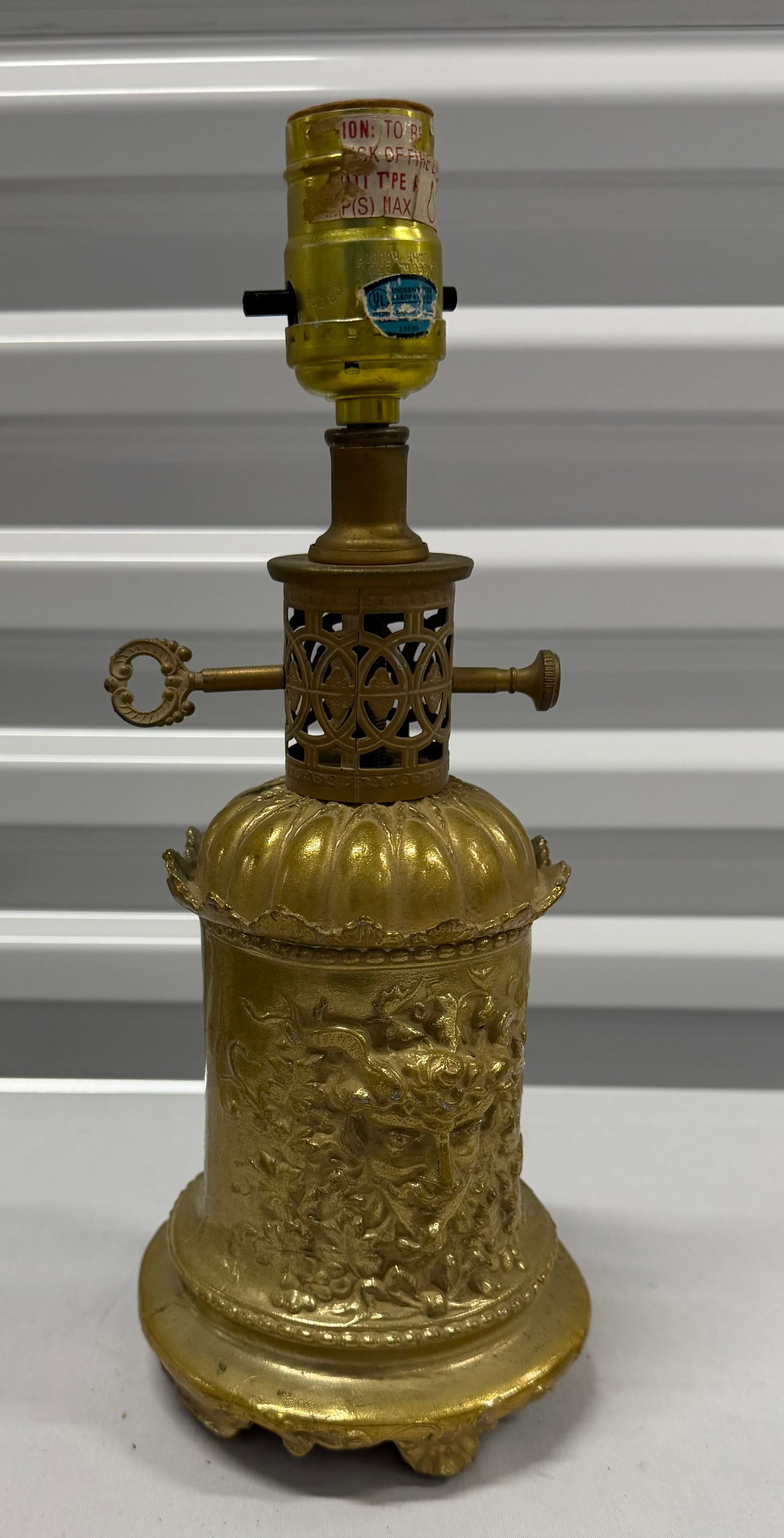 Gilt Metal Neoclassical Style Table Lamp - 3