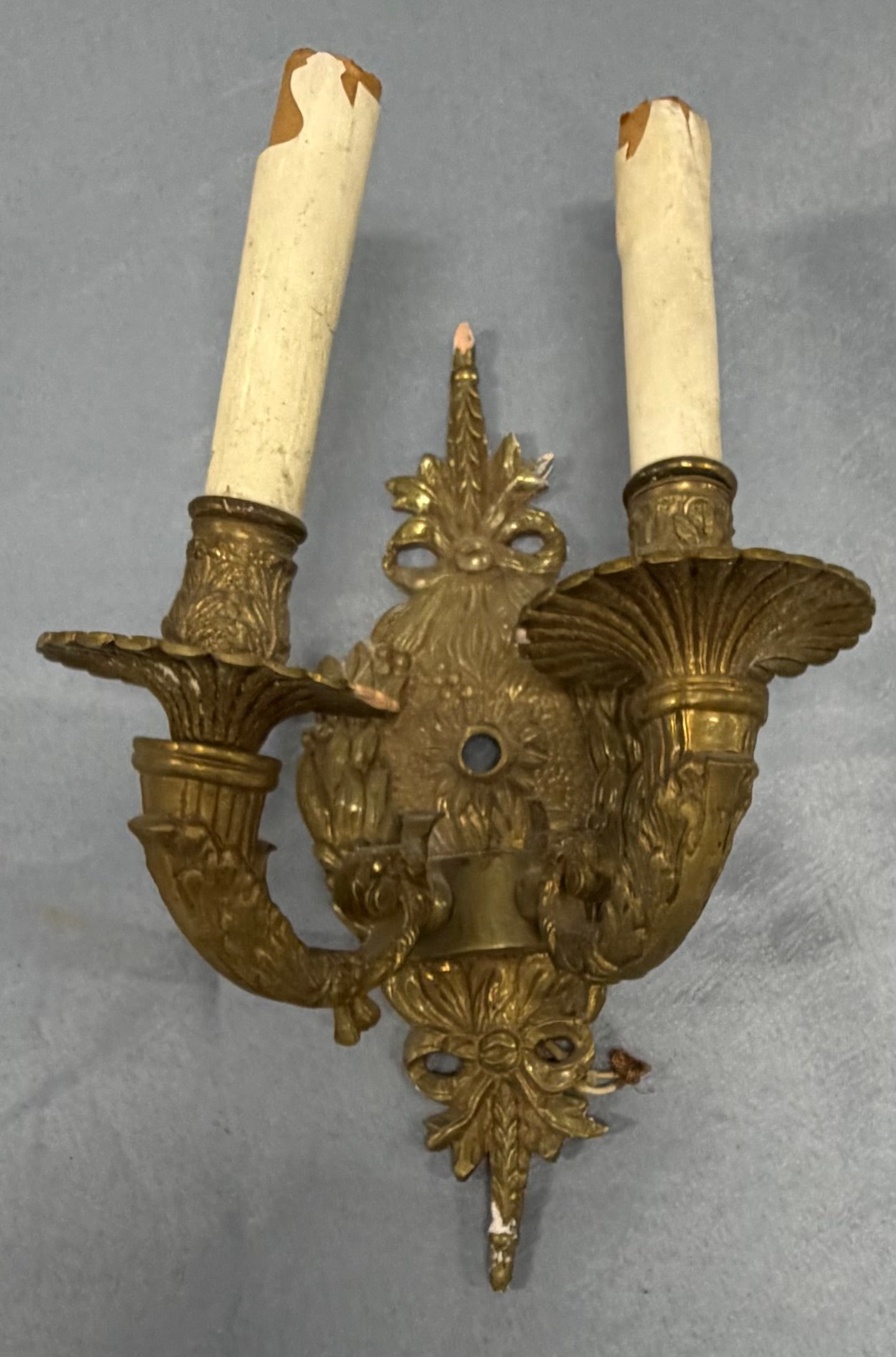 Pair of Rococo Revival Gilt Bronze Wall Sconces, Electrified - 3