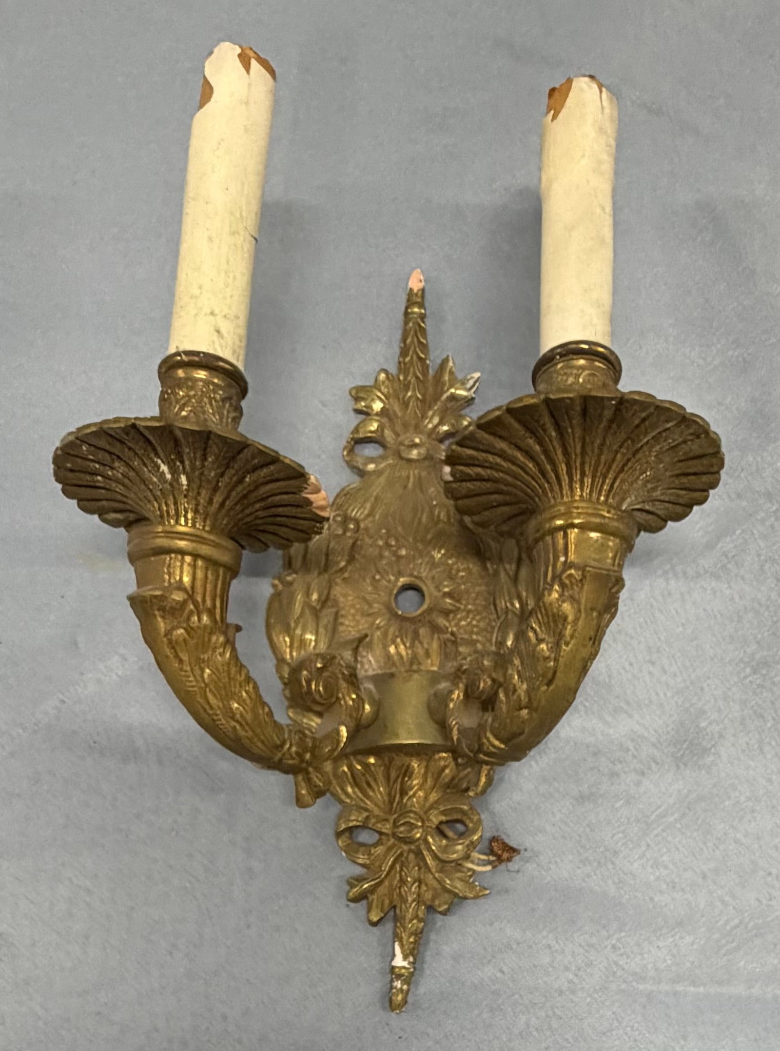 Pair of Rococo Revival Gilt Bronze Wall Sconces, Electrified - 4