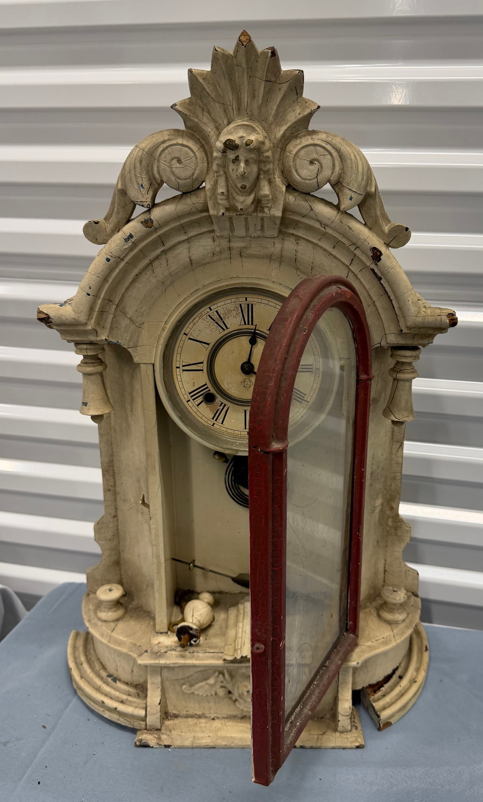 Antique American Eglomise Shelf Clock, Late 19th Century - 2