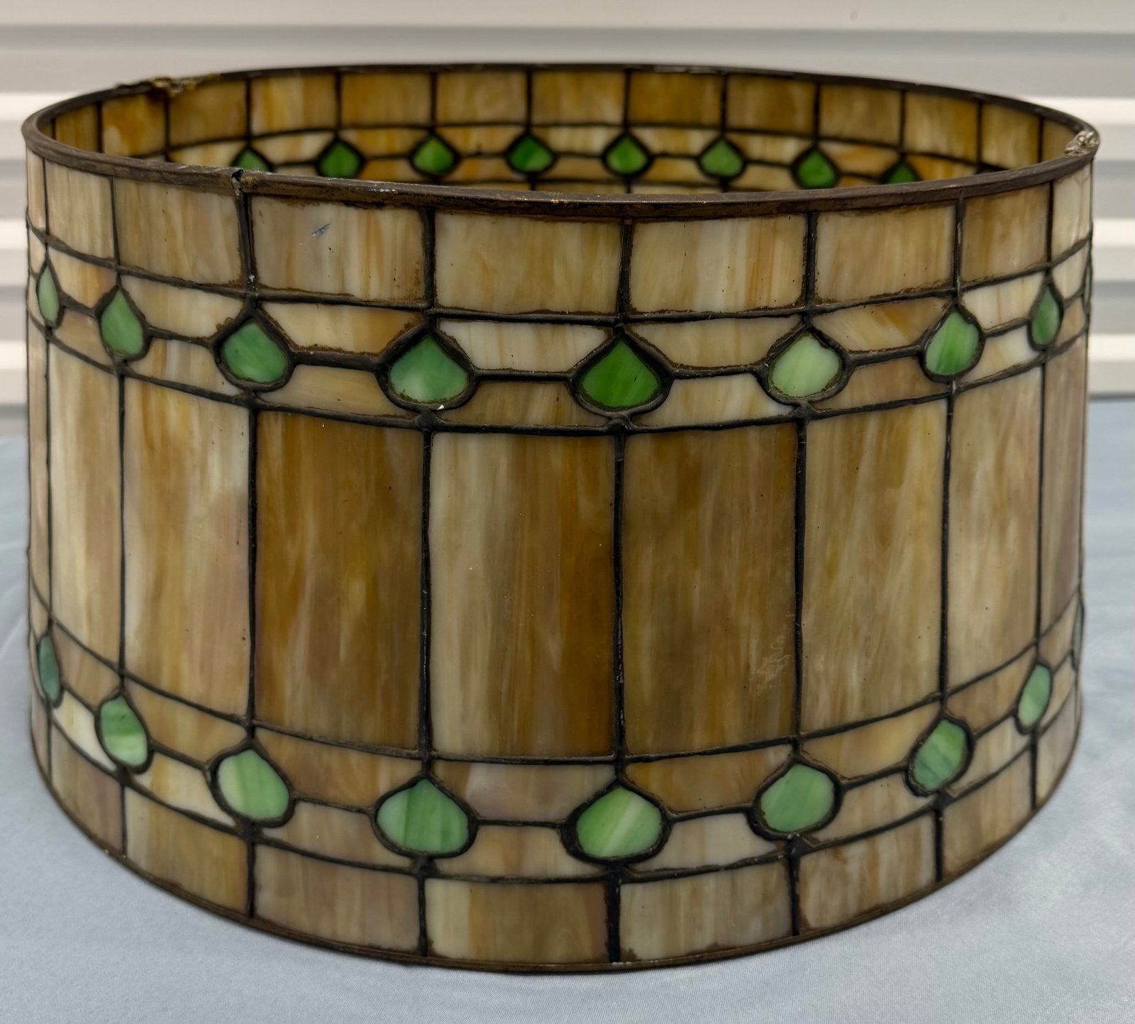 Arts & Crafts Style Stained Glass Lamp Shade - 4