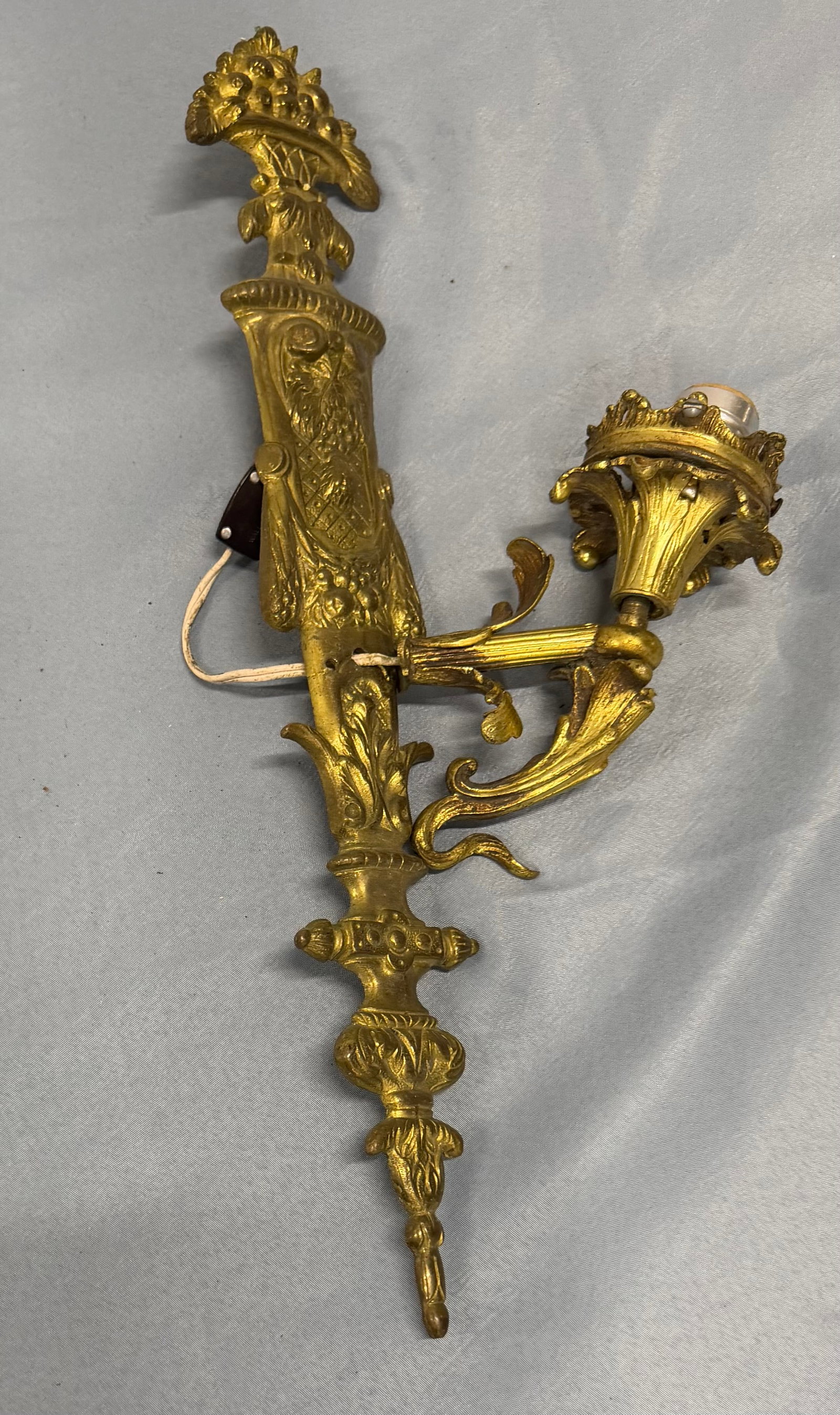 Gilt Bronze Sconce in the Rococo Style - 3