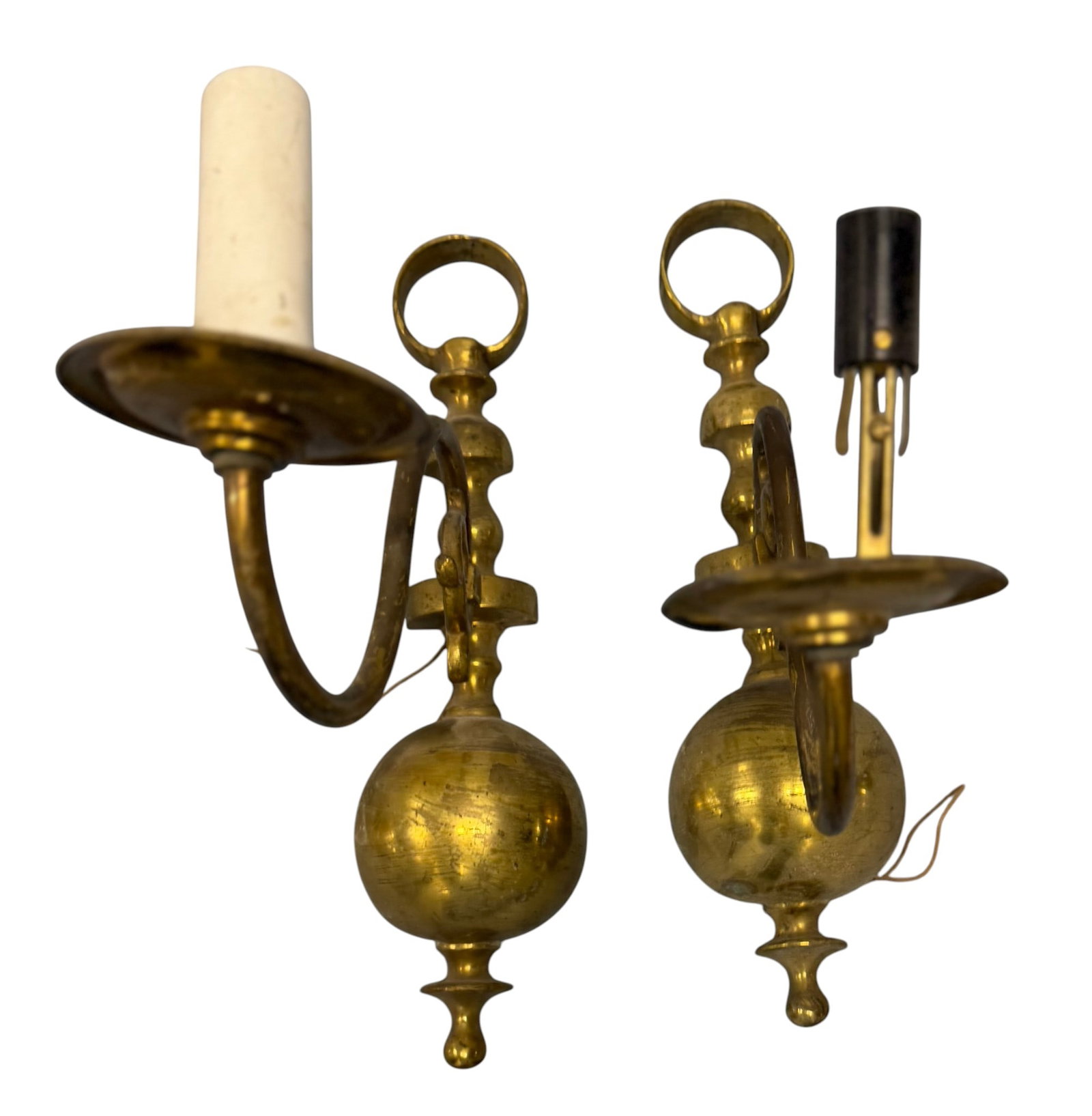 Pair of Vintage Brass Wall Sconces (1 of 1)