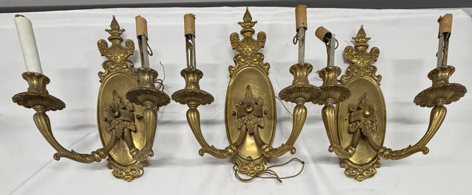 Set of 3 Rococo Revival Gilt Bronze Sconces - 2