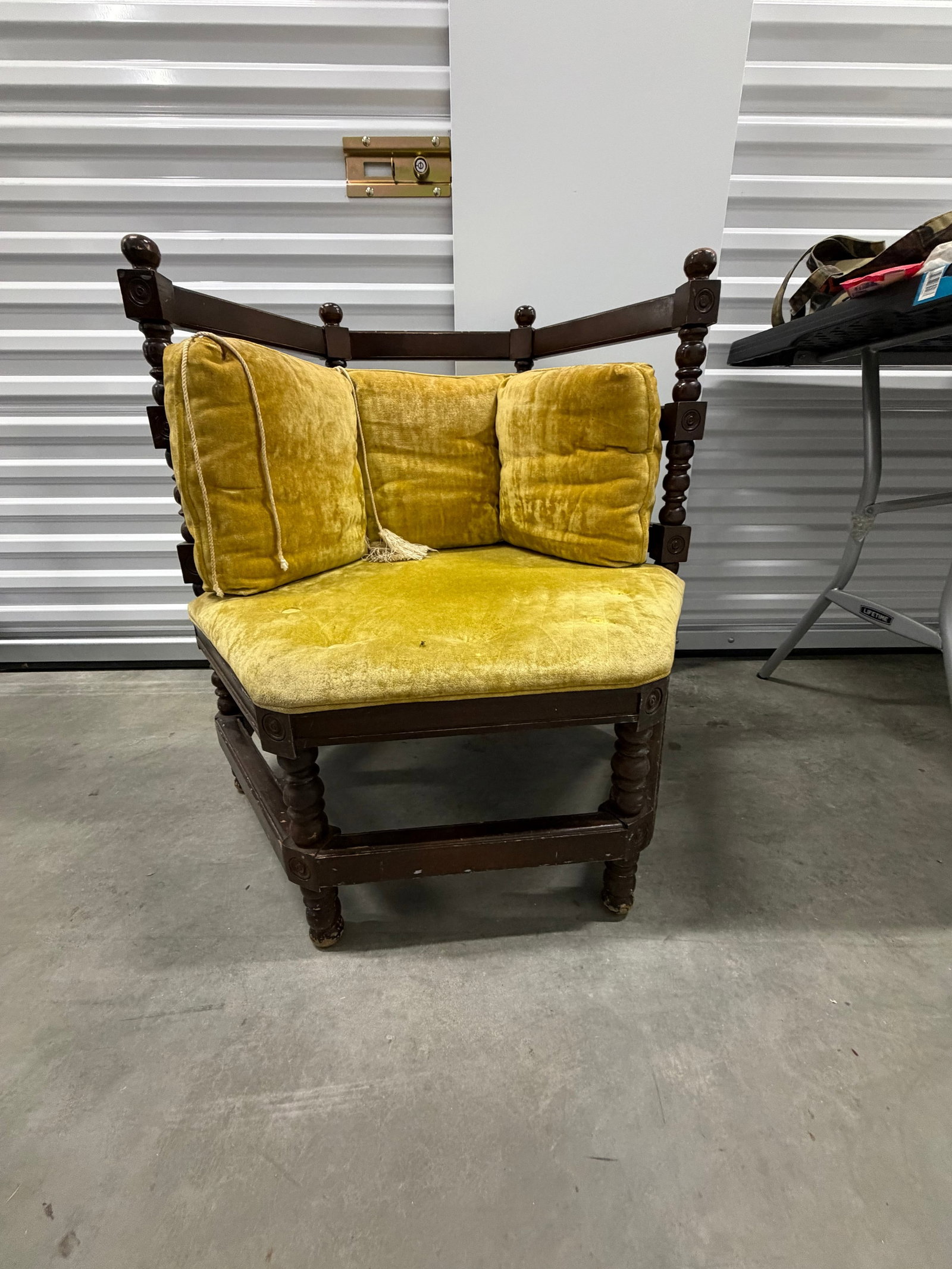 Victorian Style Corner Chair with Chartreuse Velvet Upholstery - 2