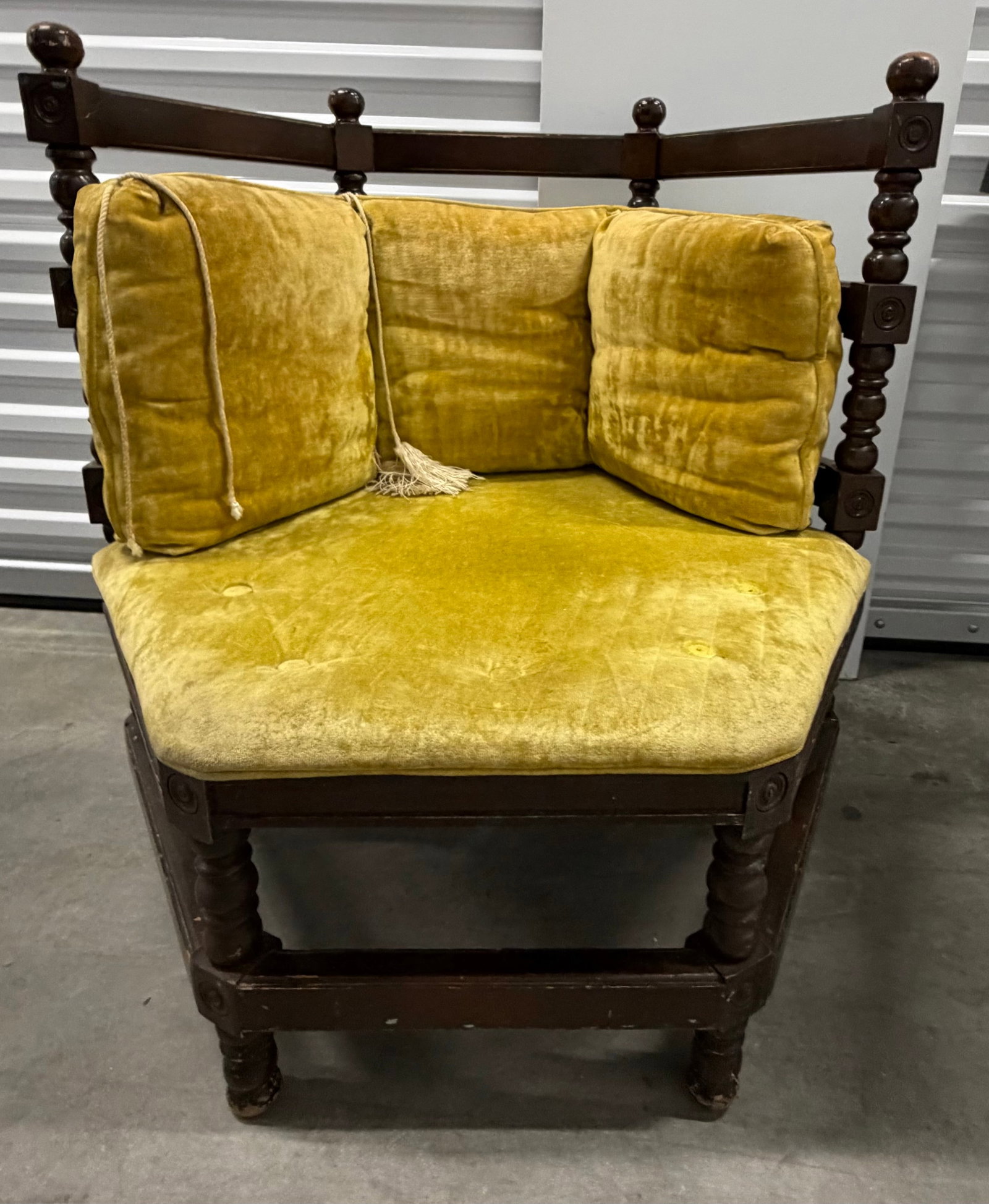Victorian Style Corner Chair with Chartreuse Velvet Upholstery - 6