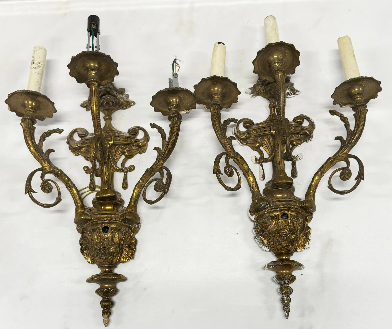 Pair of Ornate Gilt Bronze Rococo Style Wall Sconces - 2