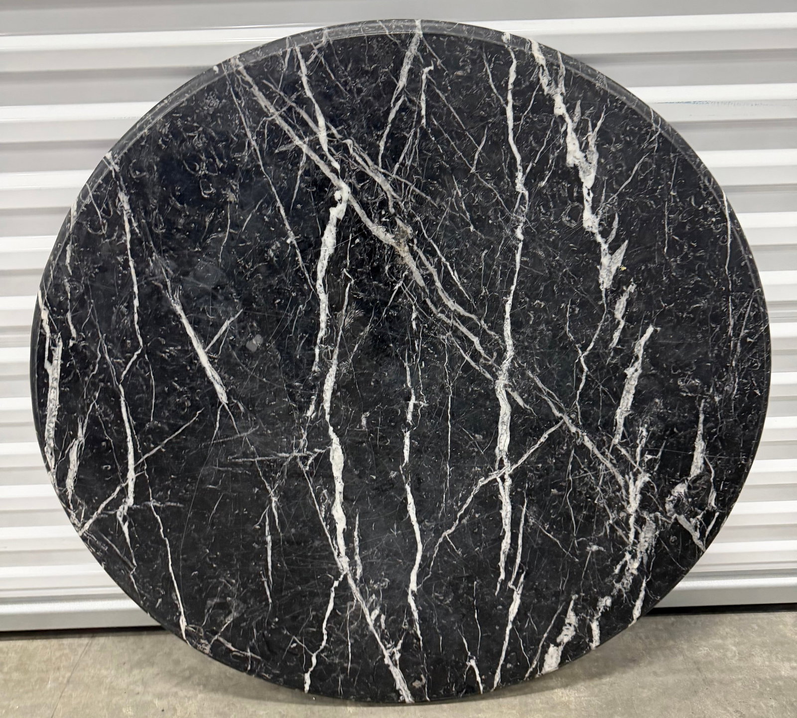 Round Black and White Marble Tabletop - 3