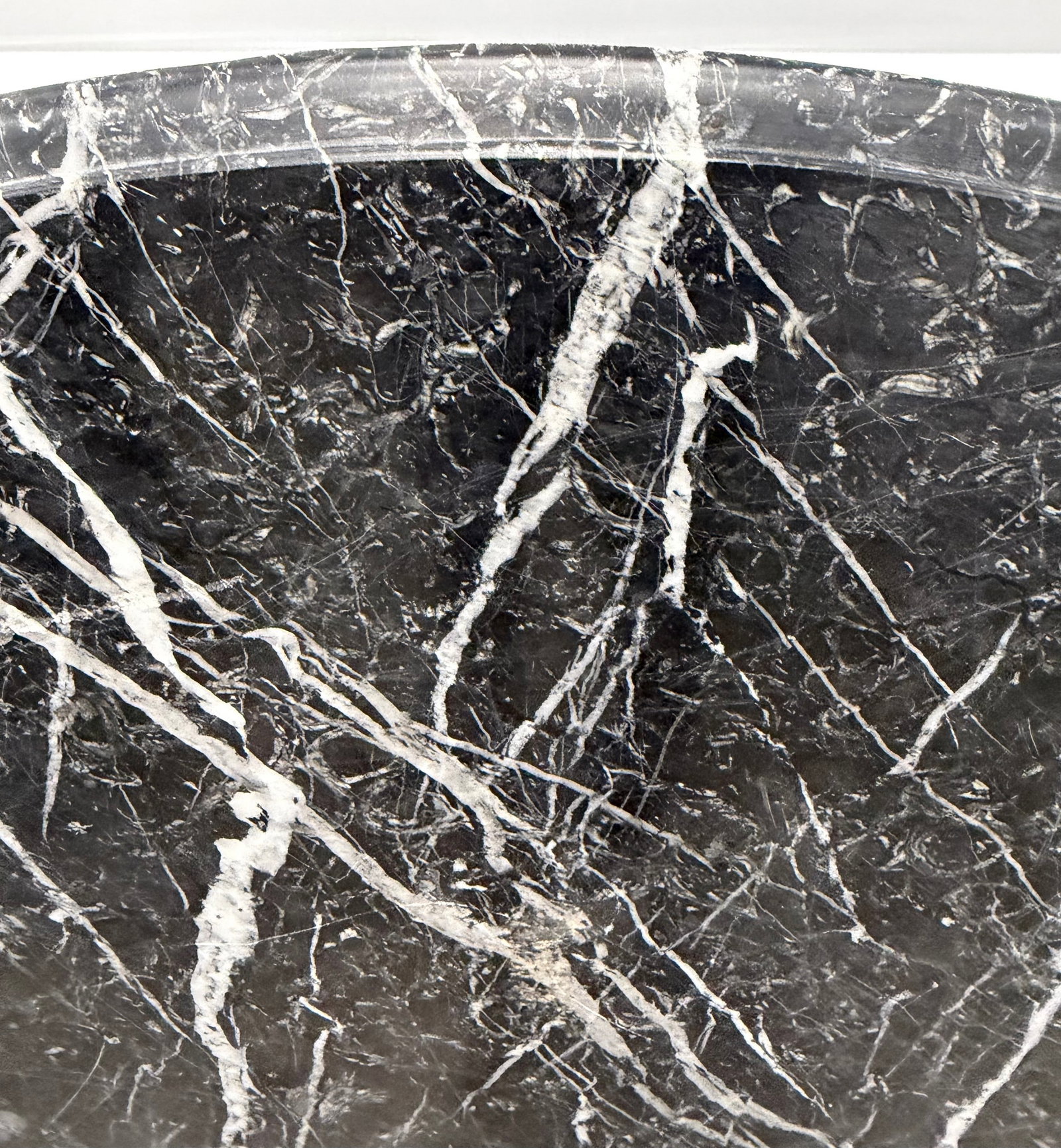 Round Black and White Marble Tabletop - 4