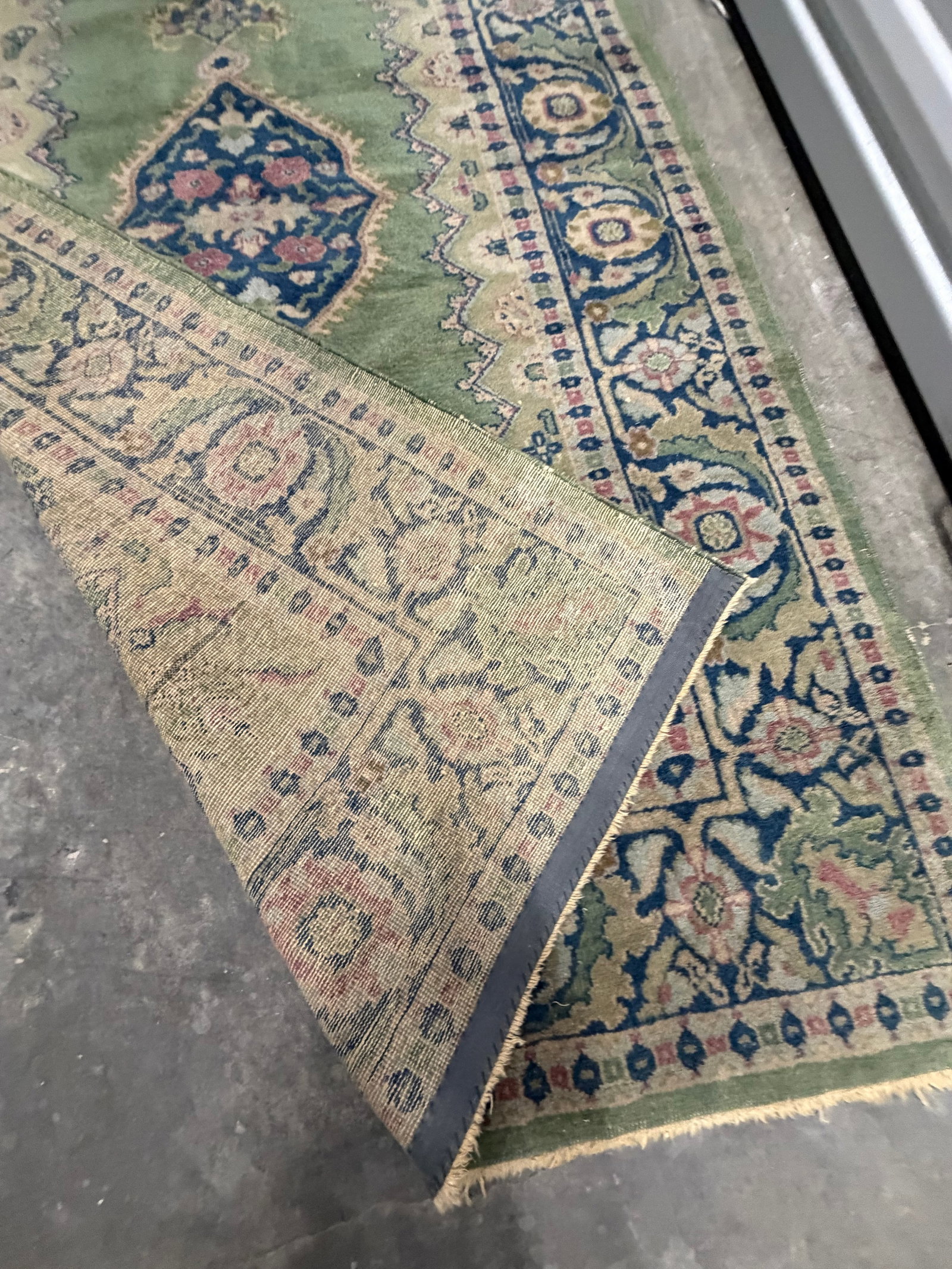 Antique Oushak Green and Blue Medallion Rug - 3