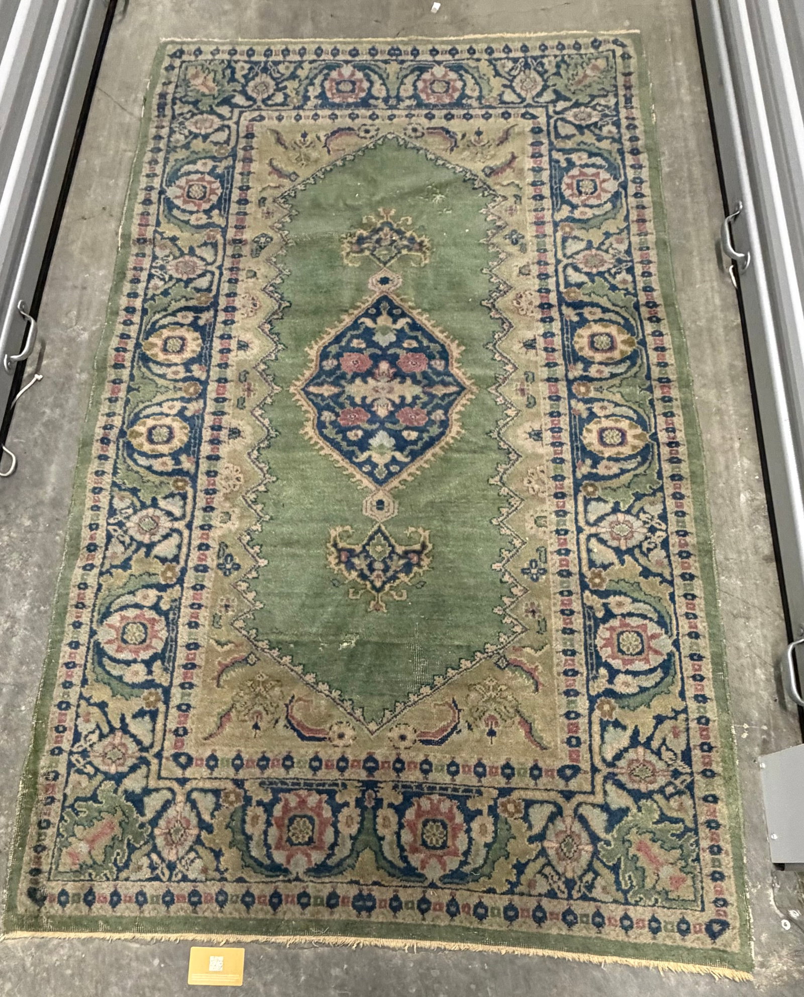 Antique Oushak Green and Blue Medallion Rug - 4