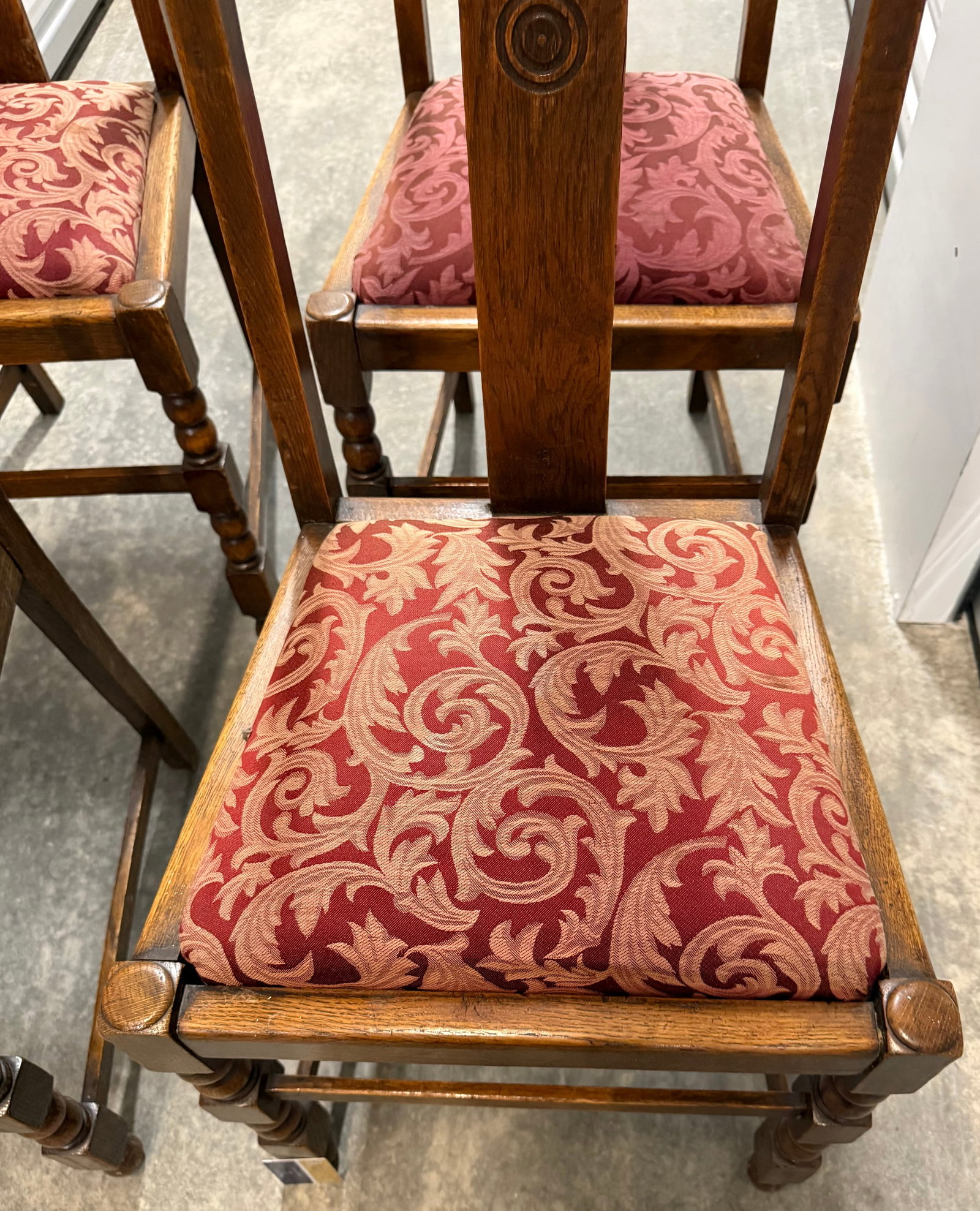 Set of Four Arts and Crafts Oak Dining Chairs - 2