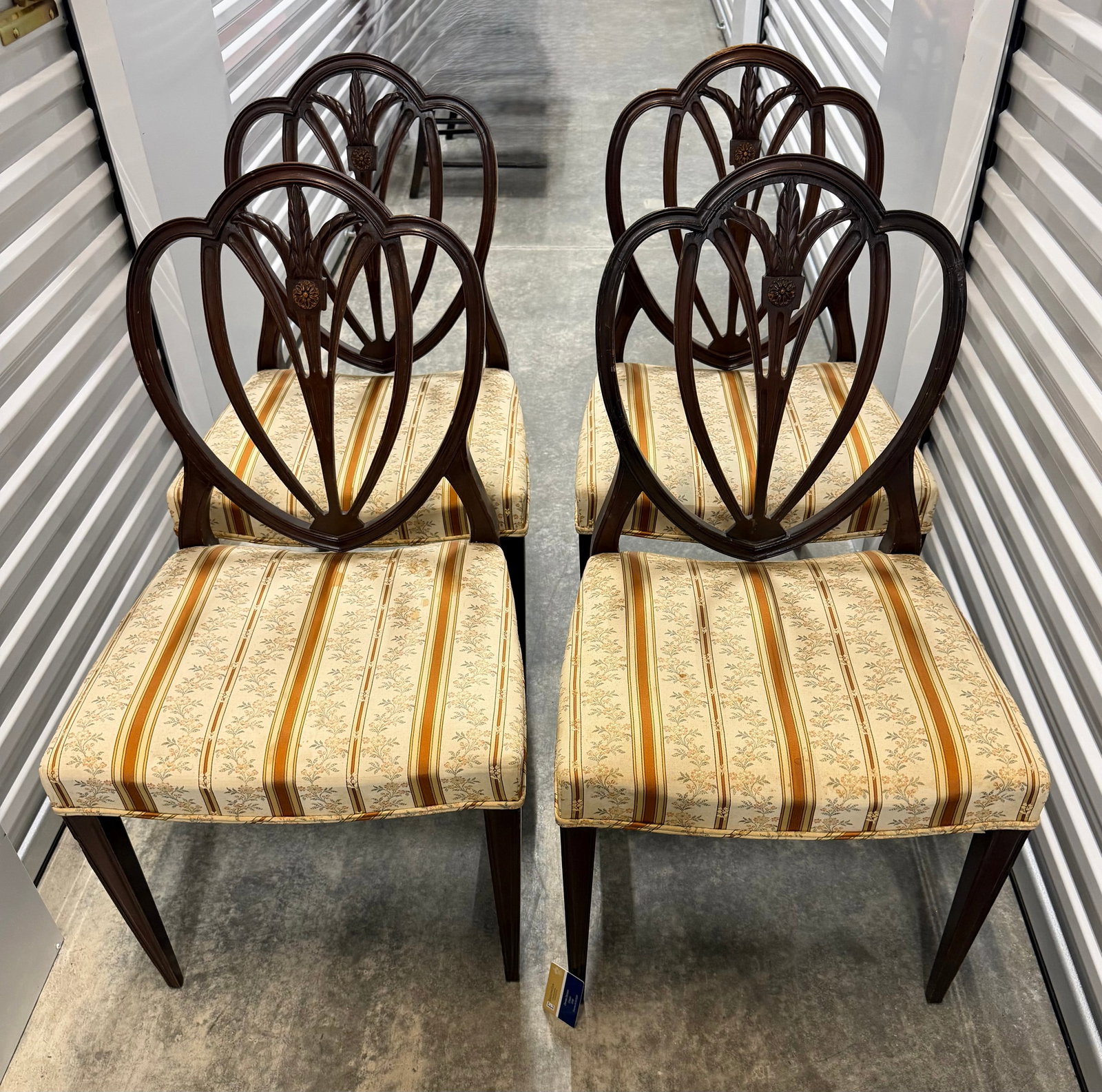 Set of Four Chippendale Style Carved Mahogany Dining Chairs - 2