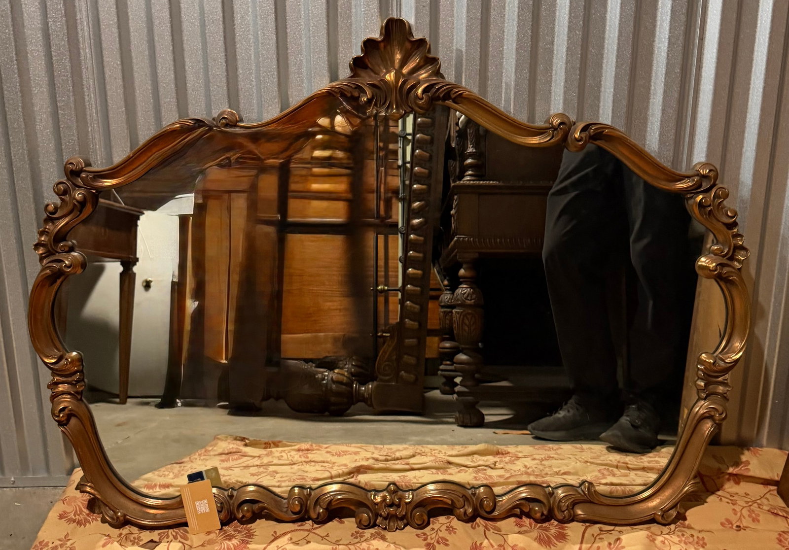 Ornate Rococo Style Giltwood Wall Mirror - 3