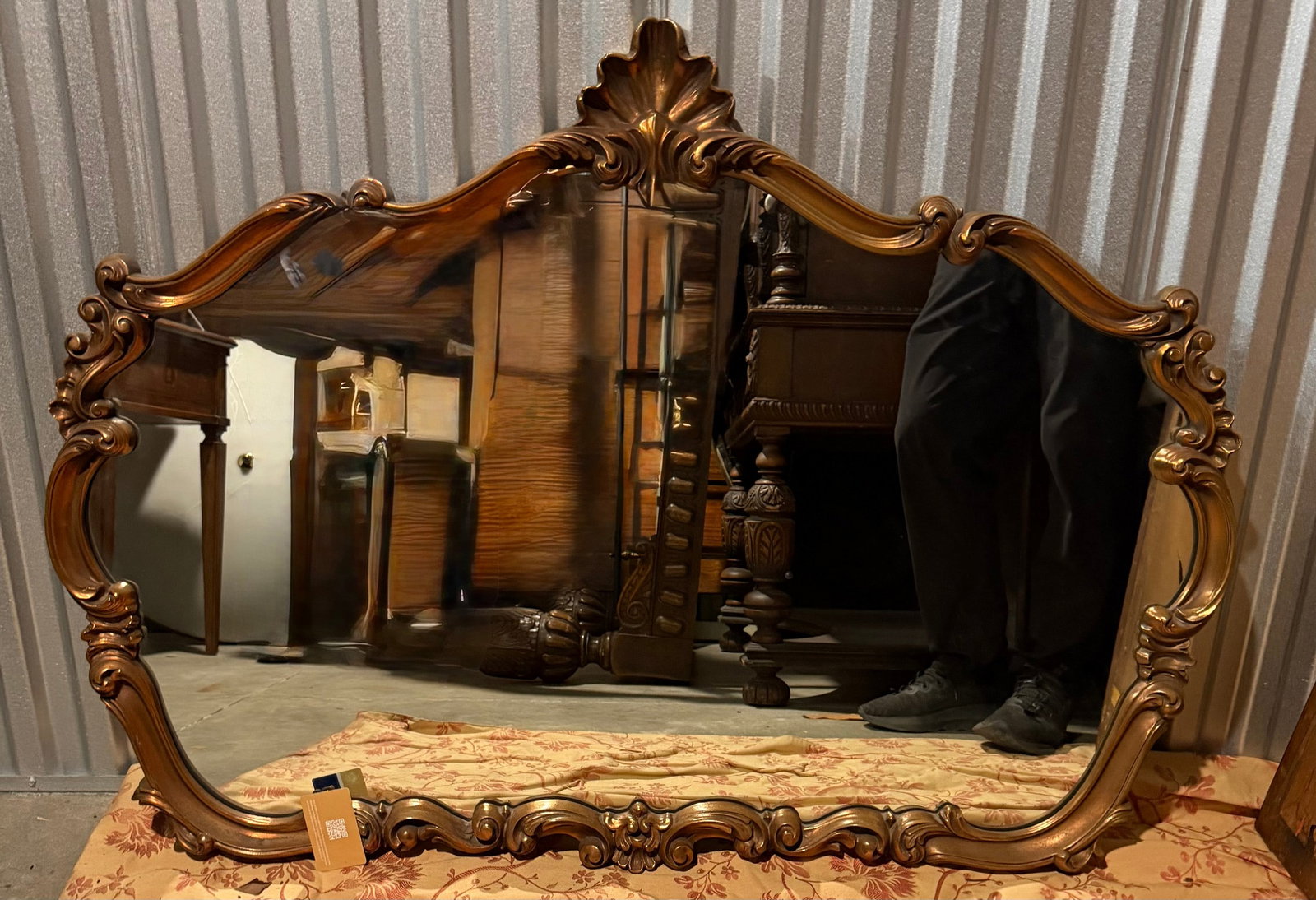 Ornate Rococo Style Giltwood Wall Mirror - 5