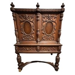 Carved Baroque Style Sideboard Cabinet (1 of 6)