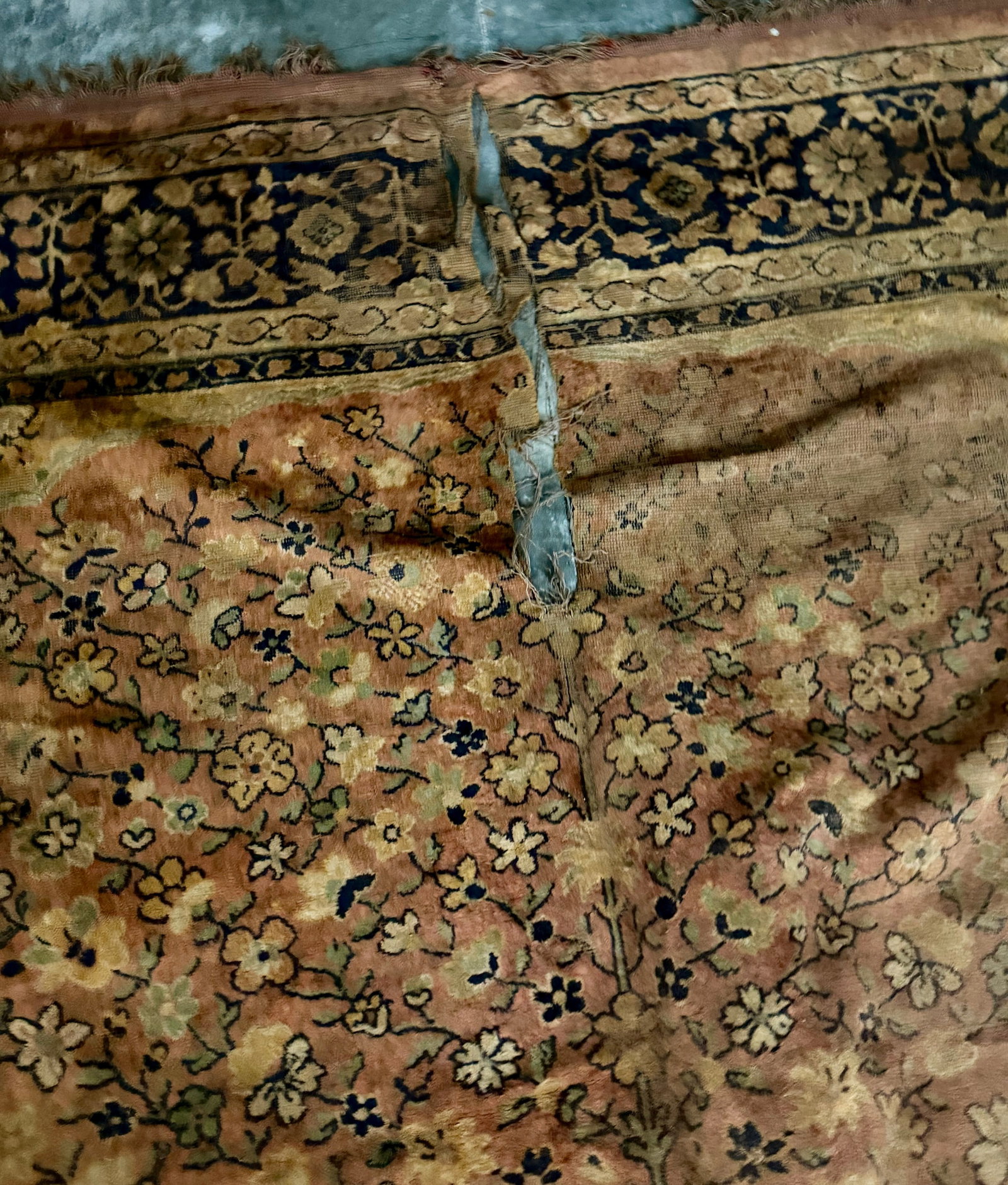 Persian-Style Woven Area Rug - 4