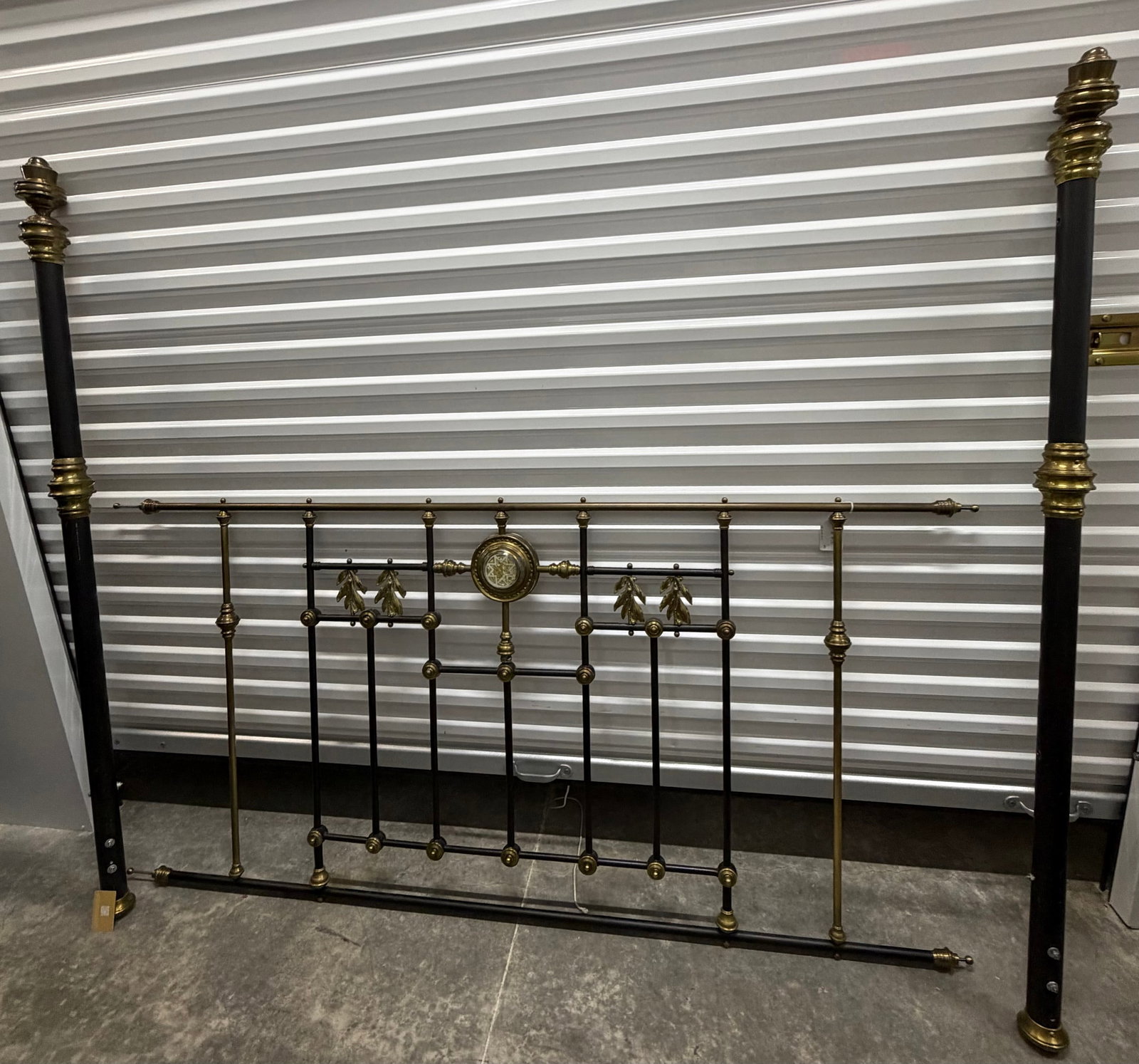 Victorian Brass and Iron Queen-Size Headboard with Star Medallion - 3