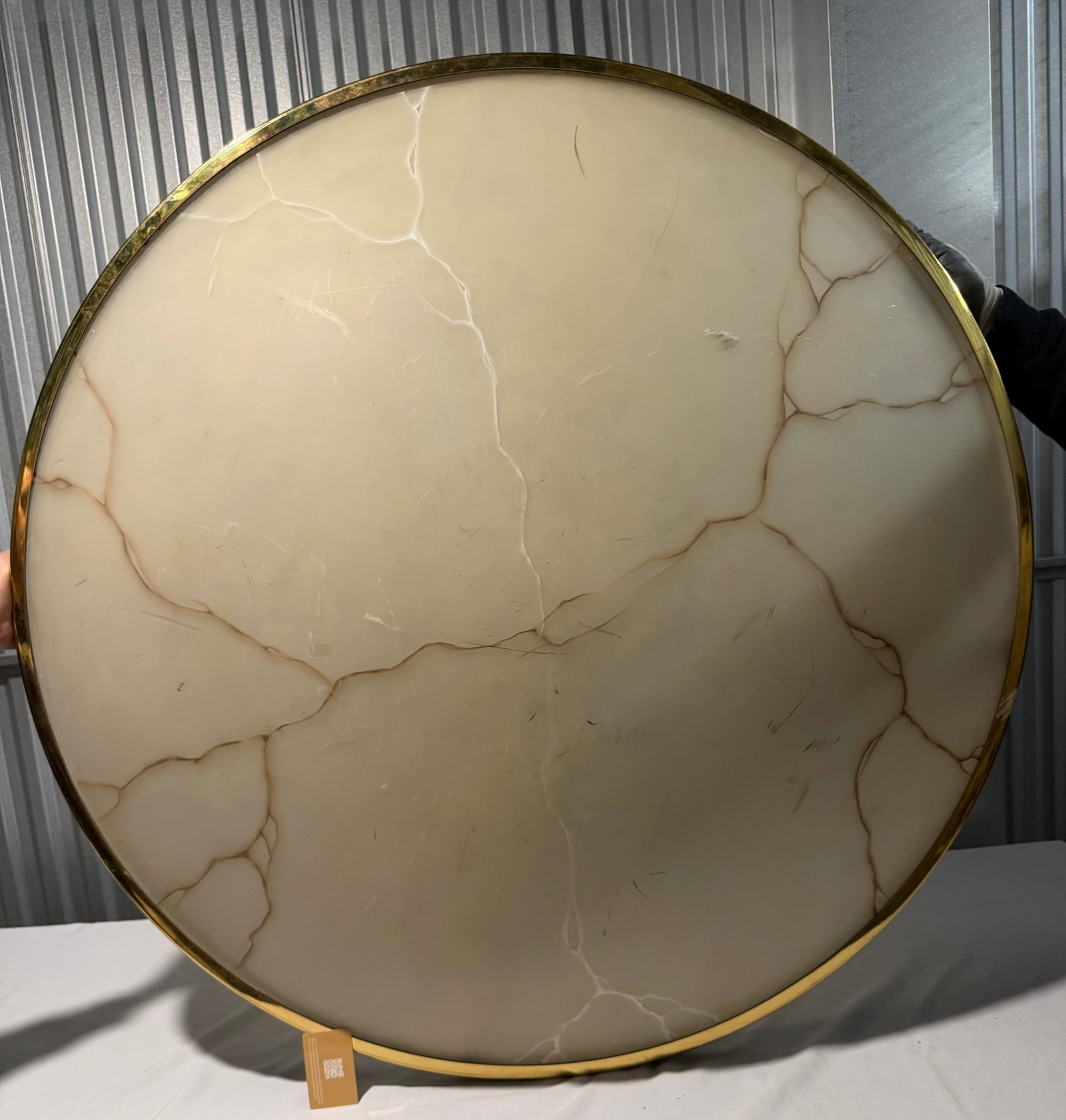 Extra-Large Mid-Century Modern Alabaster and Brass Chandelier - 2