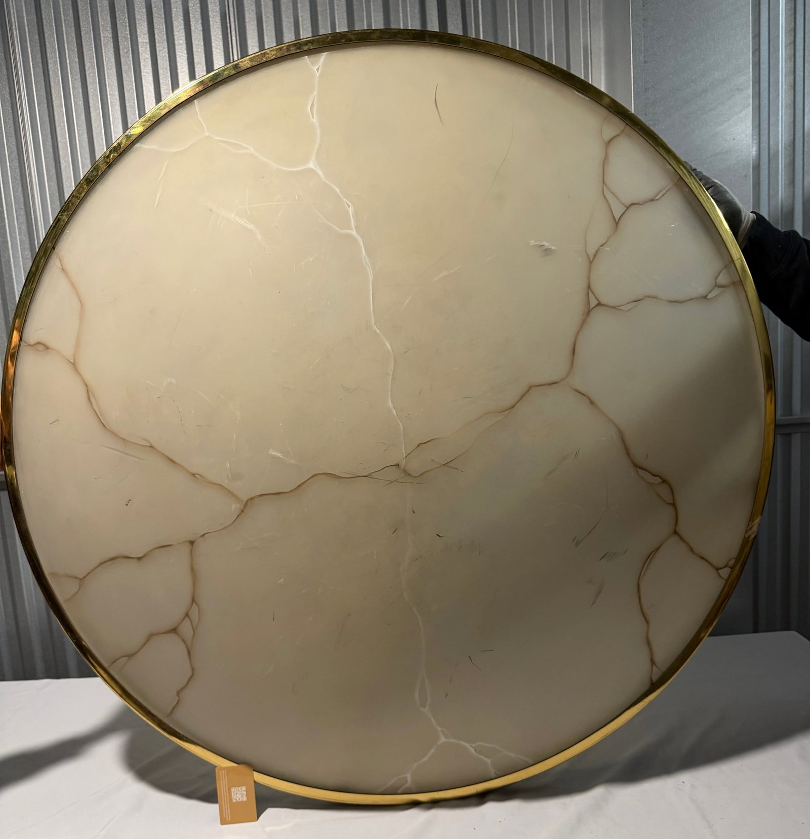 Extra-Large Mid-Century Modern Alabaster and Brass Chandelier - 3