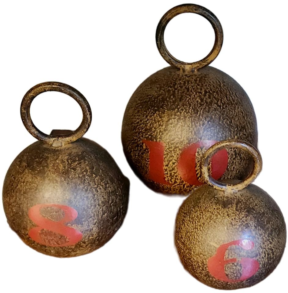 Fantastic set of 3 iron vintage balls with rings.: Fantastic set of 3 iron vintage balls with rings. Reserve: $250.00 Shipping: Domestic: Shipping rates are determined by destination International: Foreign shipping rates are determined by