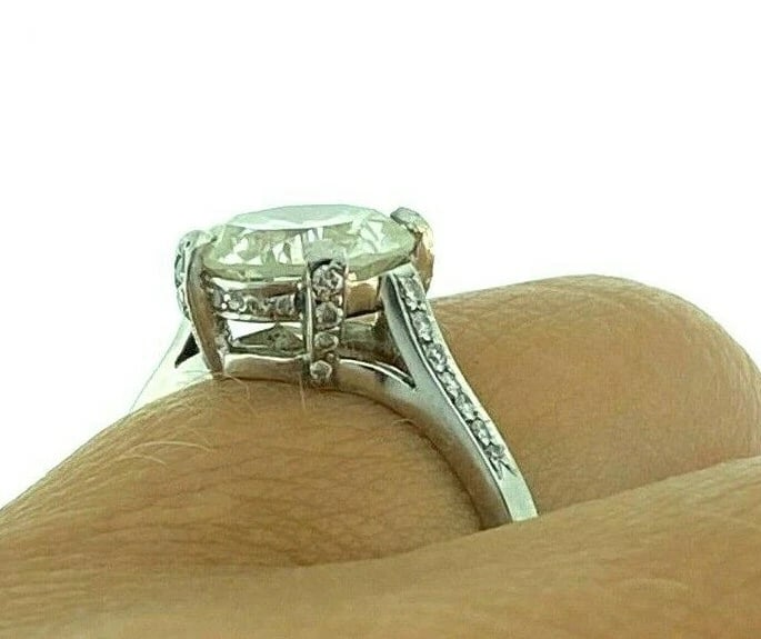 Vintage 1960’s 1.90 Carat Diamond Engagement Ring I-Color VS2 Clarity Platinum - 8