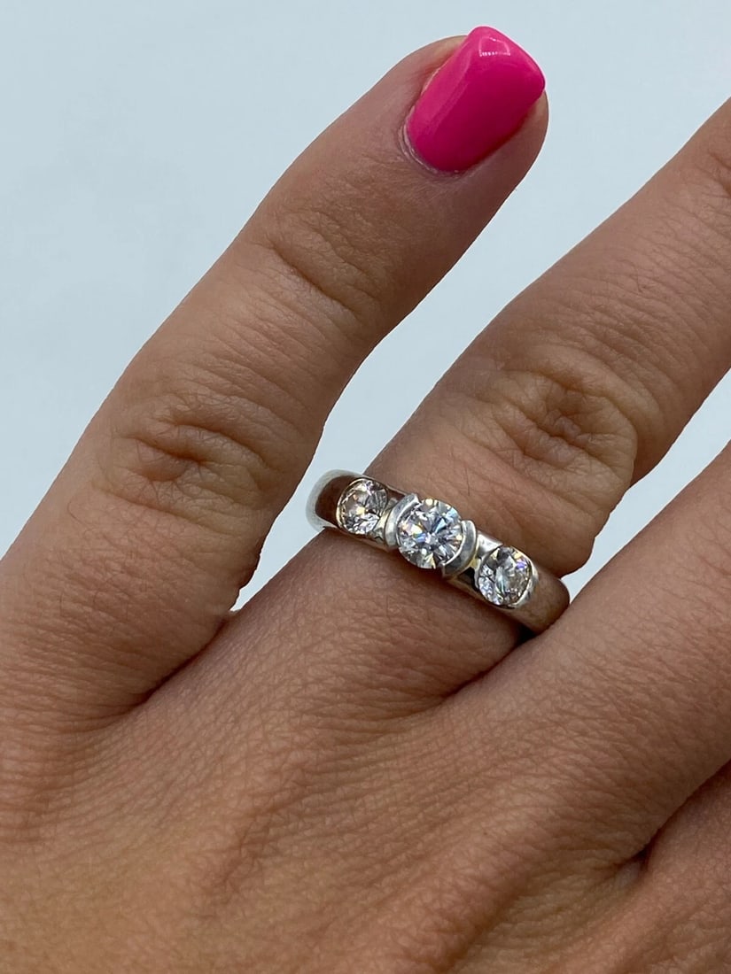18K Gold PLATINUM DIAMOND THREE STONE RING C.1970 VINTAGE STUNNING - 12