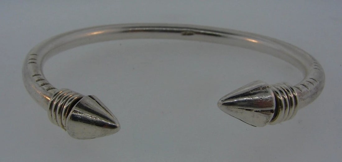 GROOVY Sterling Silver Bangle (1 of 7)