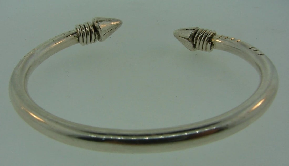 GROOVY Sterling Silver Bangle - 4