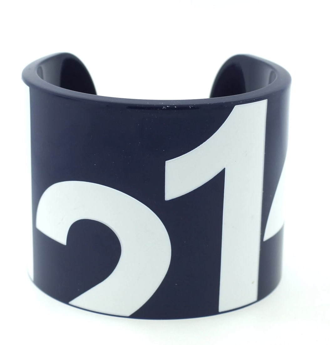 EXTRAVAGANT! LACOSTE BLUE PLASTIC MODERN STYLISH LOUD BANGLE BRACELET LACOSTE - 3