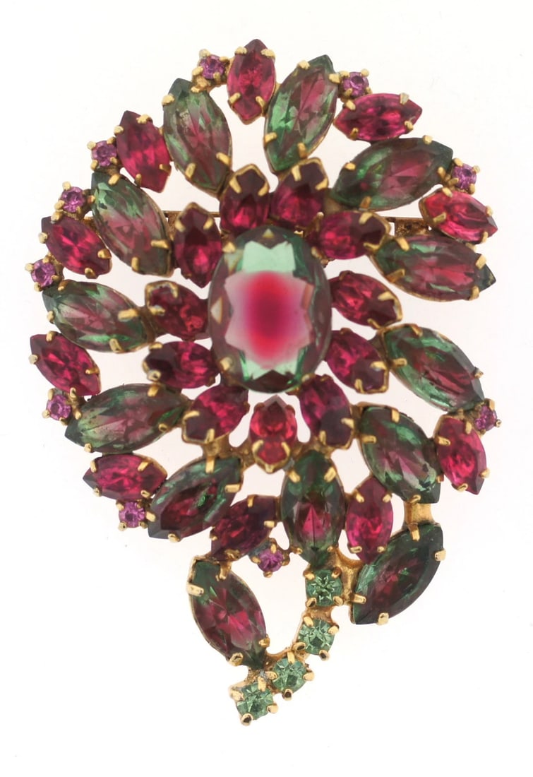 CUTE Costume Green & Pink Stone Pin Circa 1950!: Title: CUTE Costume Green & Pink Stone Pin Circa 1950! Description: Fine Jewelry, Arts & AntiquesPurveyors and Purchasers ofAntique and Estate Pieces, DK Green & Pink Stone Pin This wonderful pin is