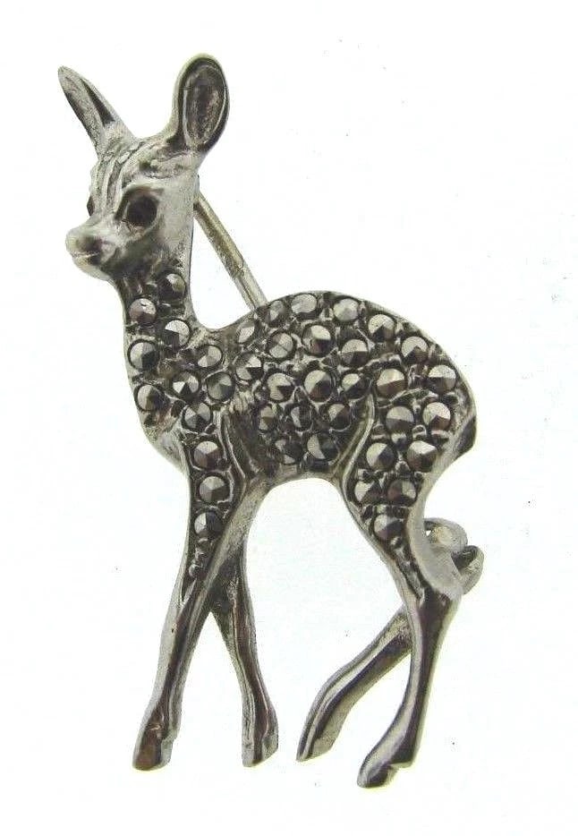 CUTE Silver, Marcasite & Glass Pin Circa 1960s: Title: CUTE Silver, Marcasite & Glass Pin Circa 1960s Description: DK Marcasite, Silver & Glass Pin Circa 1960s· Wonderful pin that is a necessity in your collection.· The weight is 4.9 gram