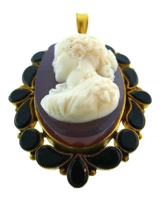 ANTIQUE 9k Yellow Gold, Onyx & Carnelian Cameo Pendant Circa 1841 - 5