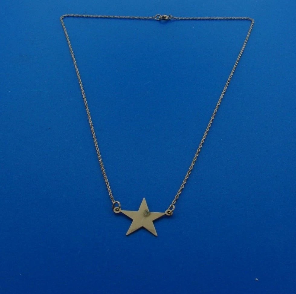 REACH FOR THE STARS Succo 14k Yellow Gold Star Necklace - 4