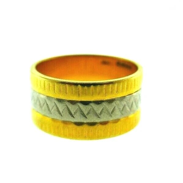 VINTAGE 18k Yellow & White Gold Band Ring: Title: VINTAGE 18k Yellow & White Gold Band Ring Description: DK Marina B. 18k Yellow Gold, Stainless Steel, Diamond & Ceramic Bangle Bracelet Circa 1980s · This is a must for a collector. The