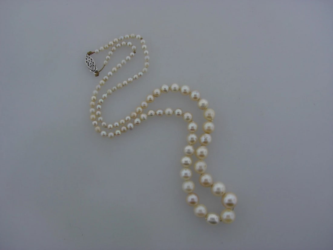 BEAUTIFUL PEARL NECKLACE STRAND 10K WHITE GOLD CLASP - 5