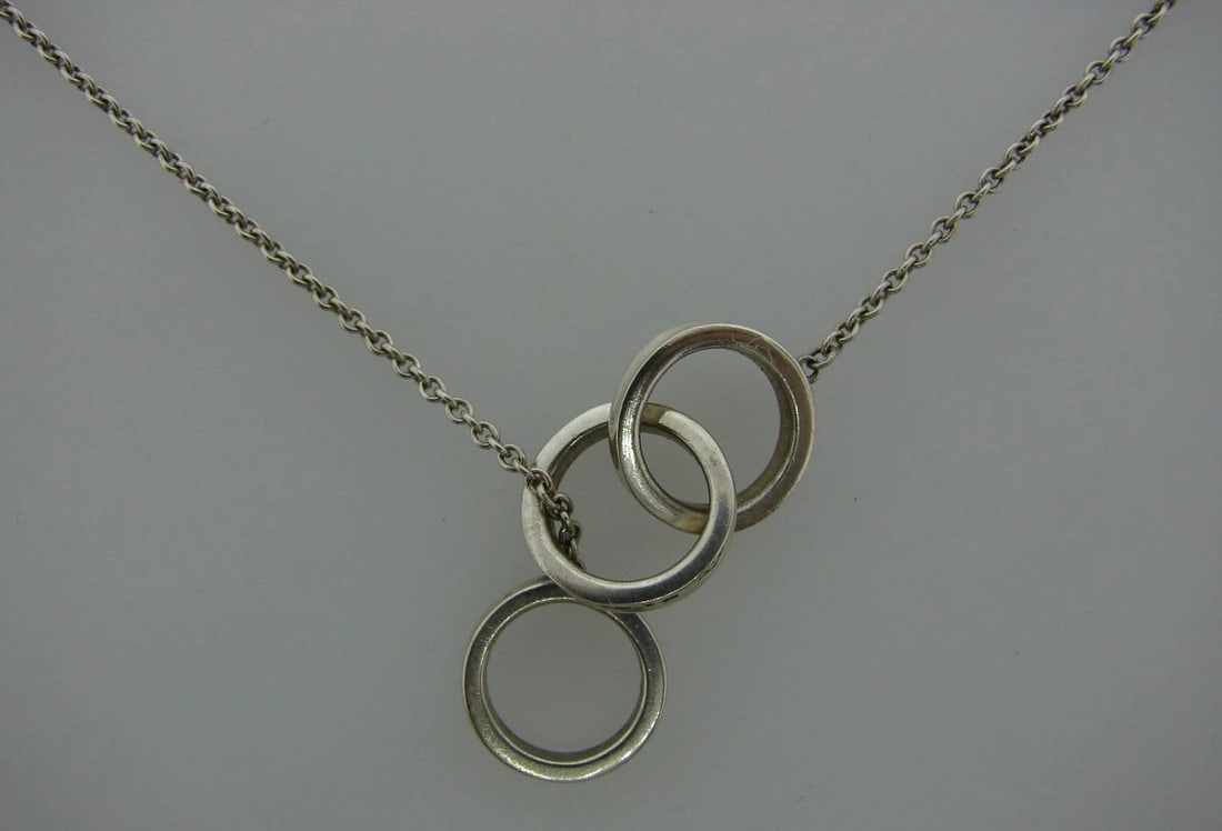 COOL Tiffany & Co. Sterling Silver Necklace: Title: COOL Tiffany & Co. Sterling Silver Necklace Description: Fine Jewelry, Arts & Antiques Purveyors and Purchasers of Antique and Estate Pieces DK Tiffany & Co. Sterling Silver Necklace·