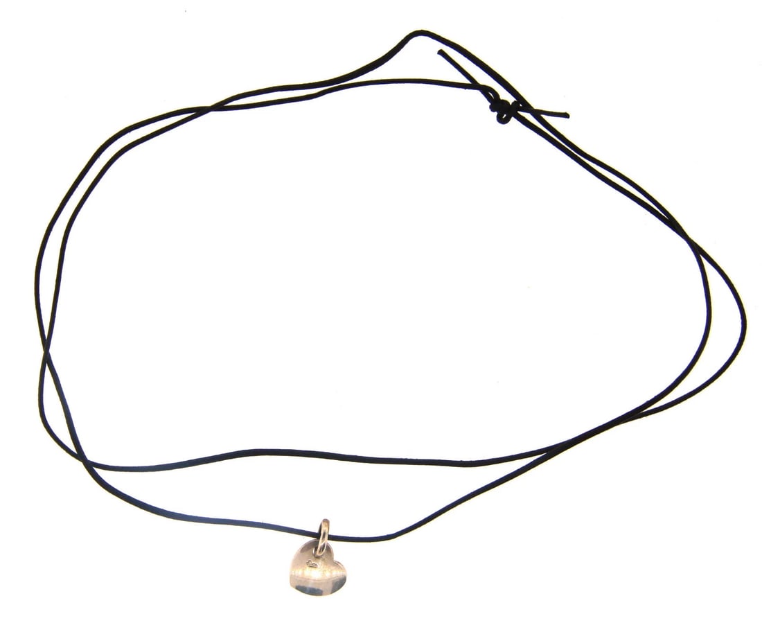 CUTE Pomellato 18k White Gold Heart Necklace! - 3