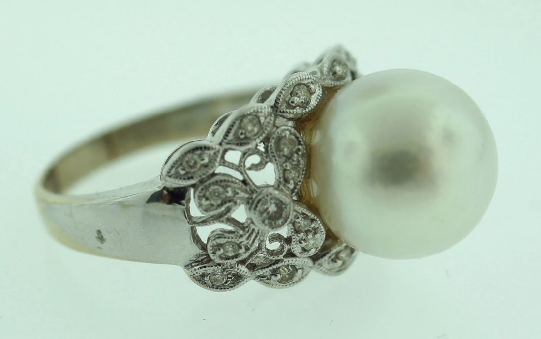 BEAUTIFUL 14K WHITE GOLD 0.34 CTS DIAMOND SOUTH SEA PEARL RING - 9