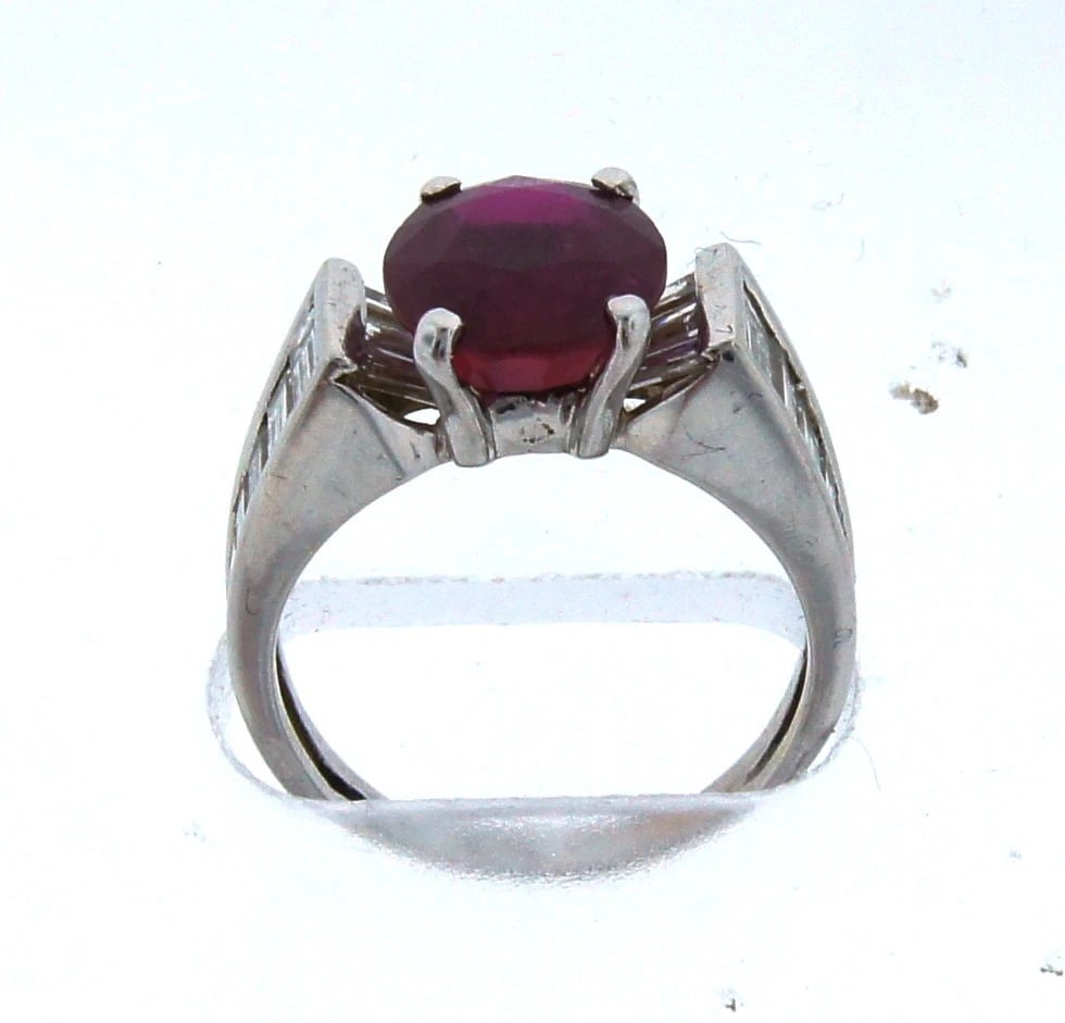C.1960 VINTAGE Lab Grown RUBY DIAMOND 18K WHITE GOLD RING BAGUETTE STUNNING - 3