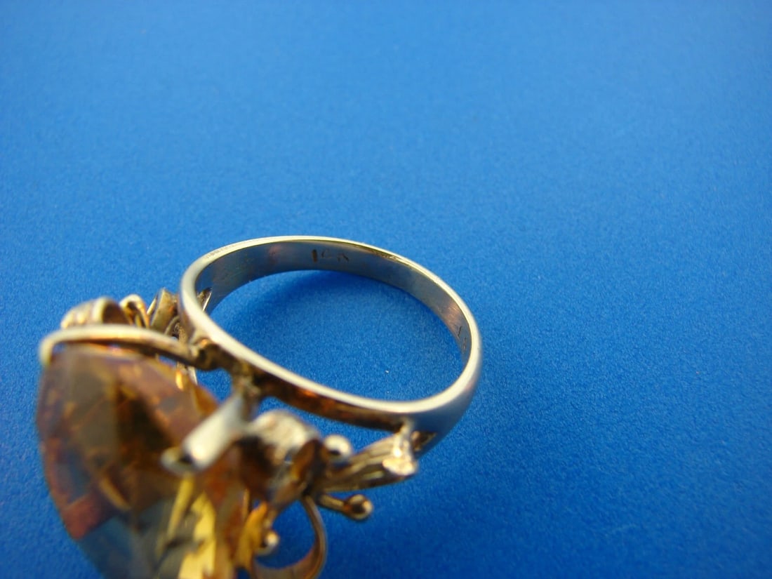CHIC 14k Yellow Gold & Citrine Ring - 7