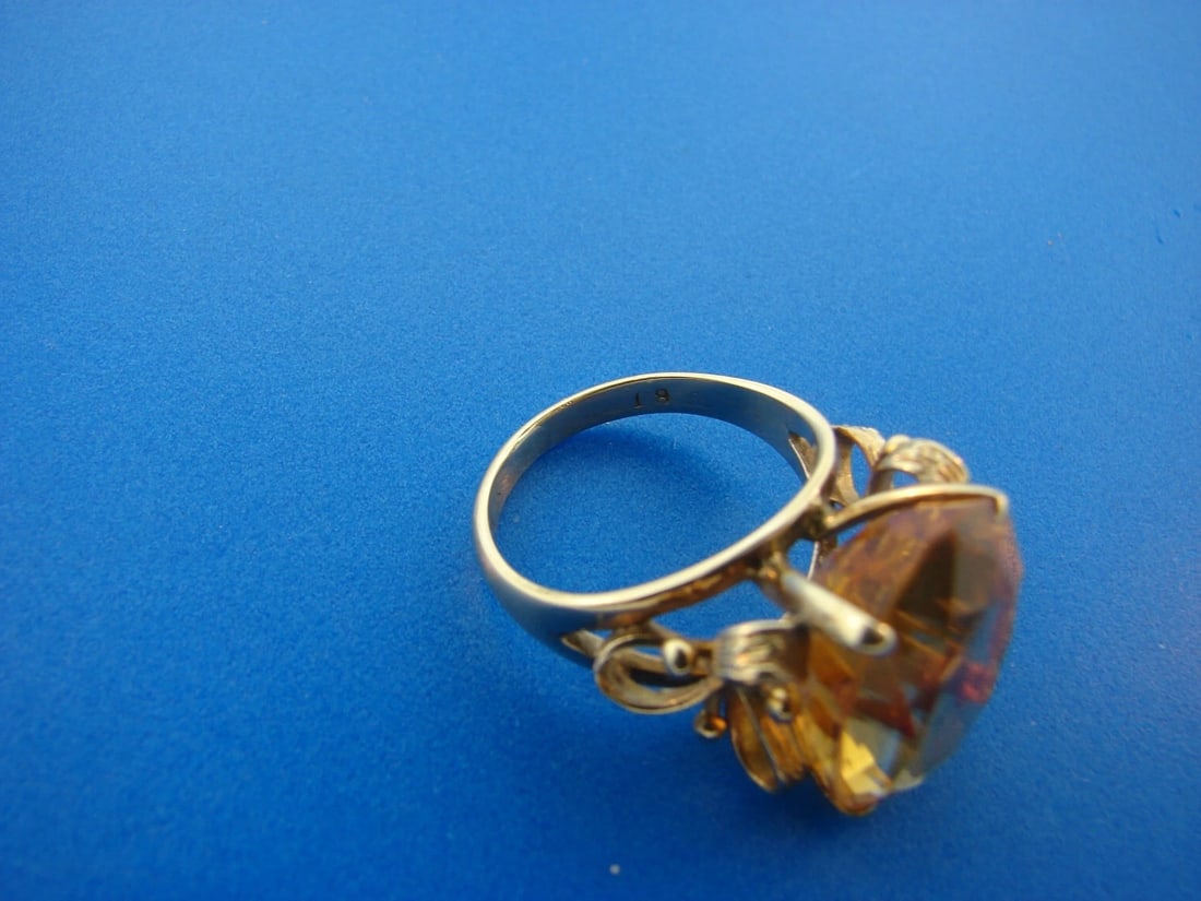 CHIC 14k Yellow Gold & Citrine Ring - 8