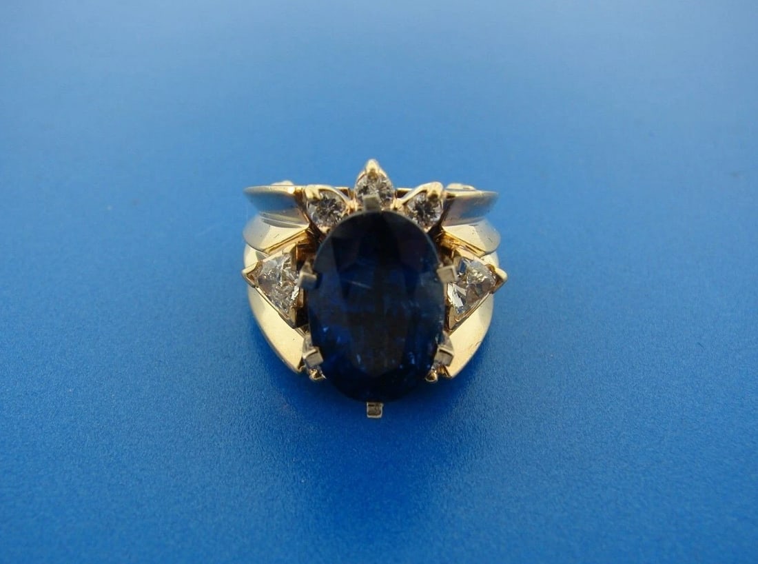 GORGEOUS 14k Yellow Gold, Kyonite & Diamond Ring: Title: GORGEOUS 14k Yellow Gold, Kyonite & Diamond Ring Description: DK 14k Yellow Gold, Kyonite & Diamond Ring · This is a must for any collector. · The weight is 13.3 grams. · The