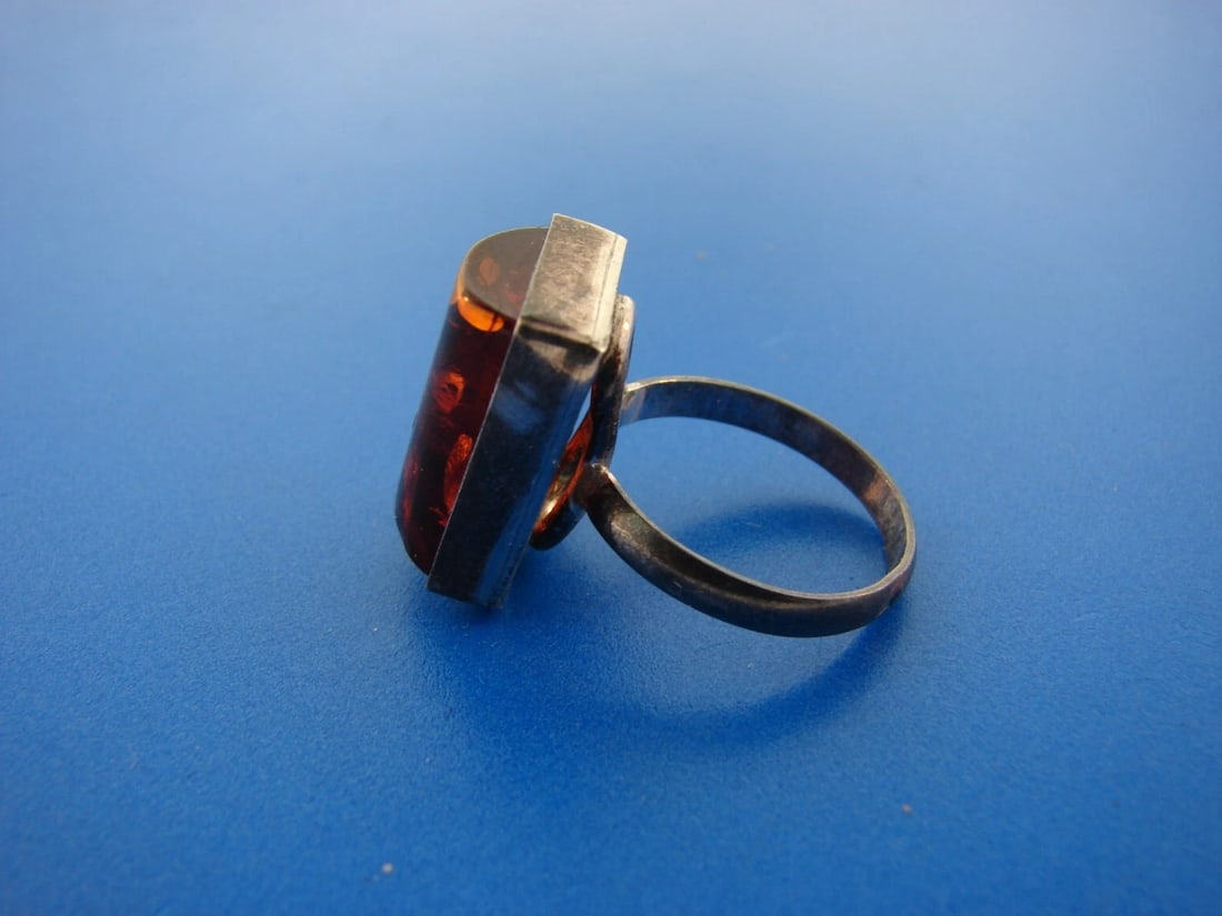 UNIQUE Sterling & Amber Ring - 5