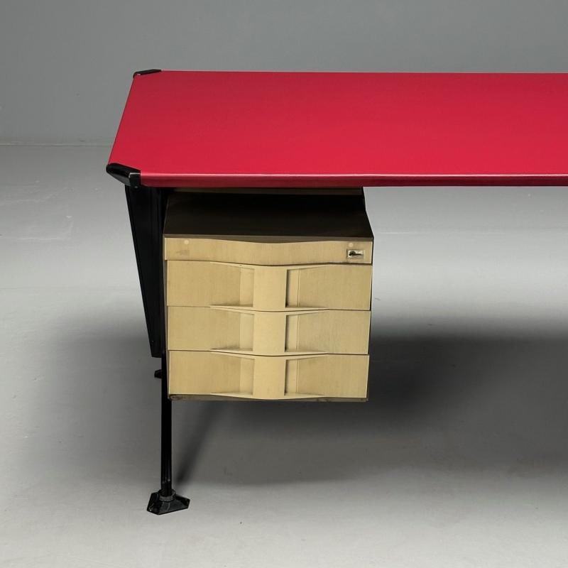 Studio BBPR, Olivetti, Italian Mid-Century Modern, Desk, Metal, 1950s - 10