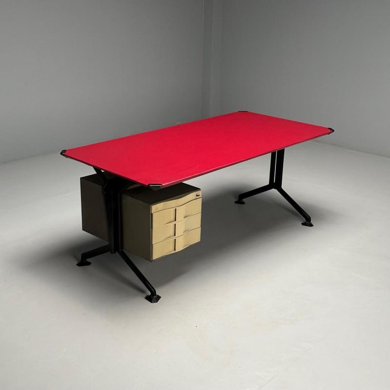 Studio BBPR, Olivetti, Italian Mid-Century Modern, Desk, Metal, 1950s - 5