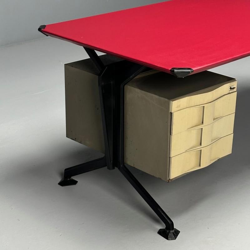 Studio BBPR, Olivetti, Italian Mid-Century Modern, Desk, Metal, 1950s - 6